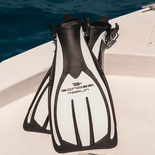 Aleta-Marlin-Blanca