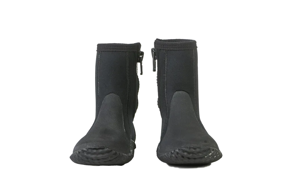 Diving boots