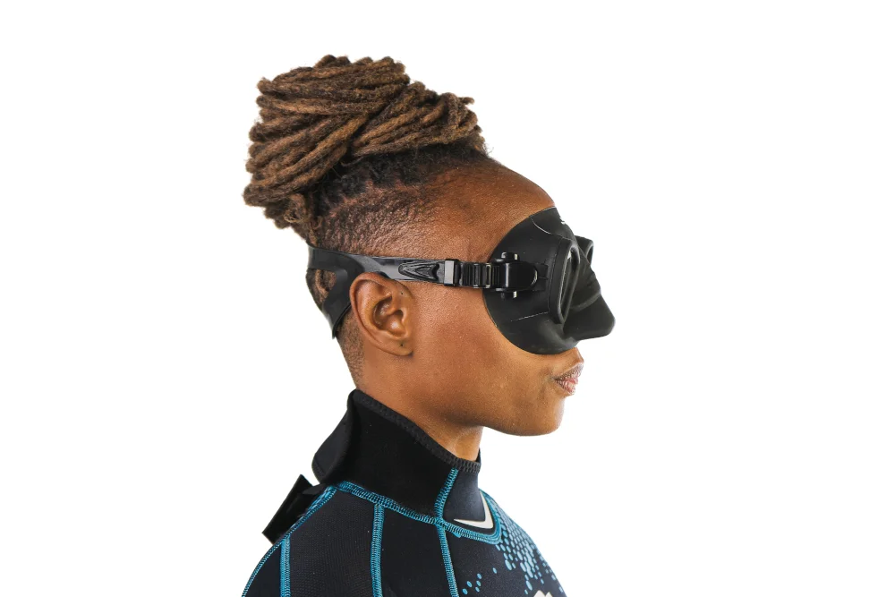 visor scuba diving